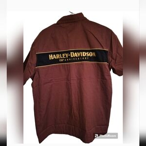 Harley-Davidson shirt
